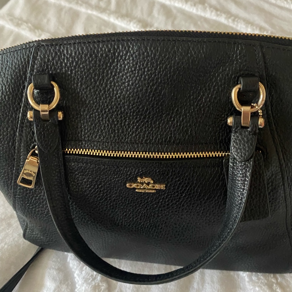 Women’s coach crossbody purse super cute